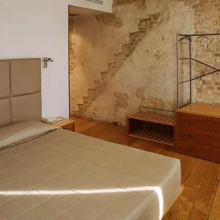 Ponte Dante B&B 트레비소