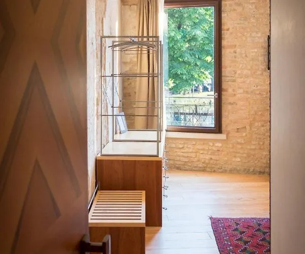 Ponte Dante Bed & Breakfast