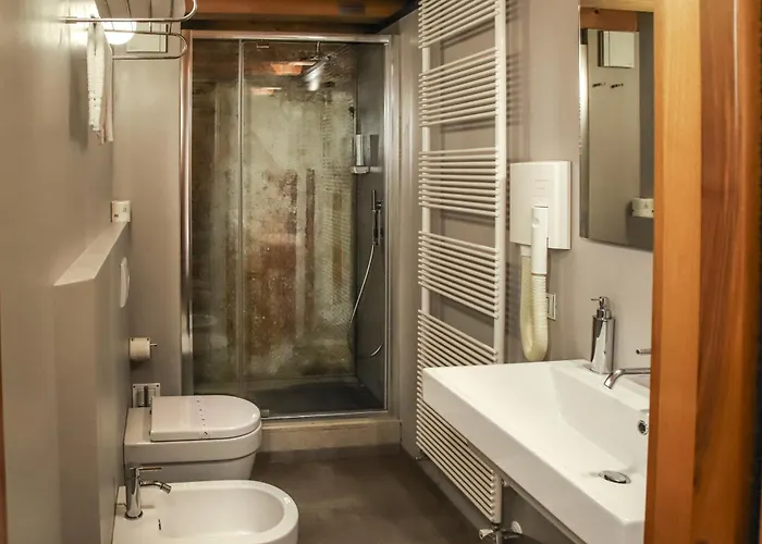 Ponte Dante Oda ve Kahvaltı 4*