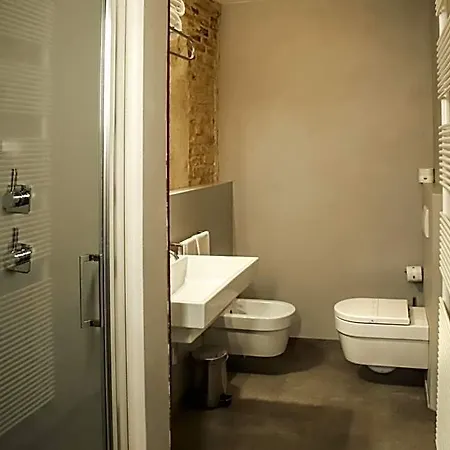 Bed and Breakfast Ponte Dante 4*