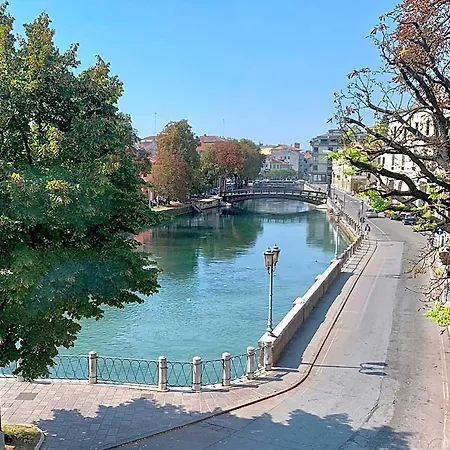 Ponte Dante Bed & Breakfast 4*
