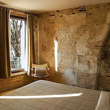 Bed and Breakfast Ponte Dante 4*